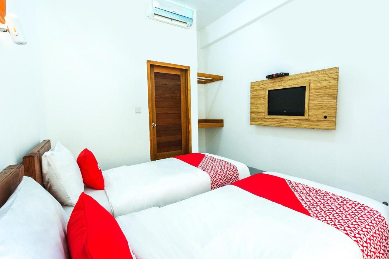 Oyo 2408 Bc Inn Mangsit Extérieur photo
