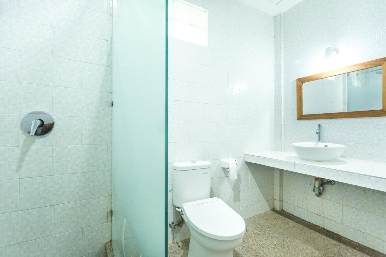 Oyo 2408 Bc Inn Mangsit Extérieur photo